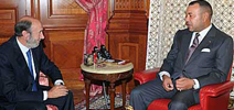 Mohamed VI y el ministro Prez Rubalcaba