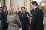 El presidente francs Nicols Sarkozy, el primer ministro David Cameron y la secretaria de Estado Hillary Clinton conversan en Pars