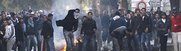 Las protestas populares acaban con el poder de  Ben Al