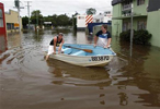 Ua calle inundada en la zona comercial de Brisbane, tercera ciudad de Australia.