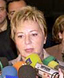 La ministra Celia Villalobos informando sobre la querella contra Baxter.