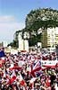 Gibraltareos se manifiestan en La Roca en una concentracin contra las negociaciones