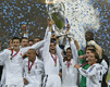 El Real Madrid celebra su 9 Copa de Europa.