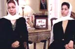 Raghad (izq.) y Rana  durante su entrevista televisiva en Ammn. 