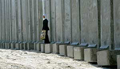El muro en construccin , detrs est  Cisjordania