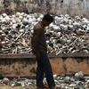 Osario de Pnom Penh, donde se amontonan crneos y restos de las vctimas del rgimen de Pol Pot