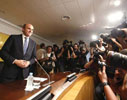 El ministro de Economa, Luis de Guindos, en la comparecencia para informar del rescate a la banca espaola.