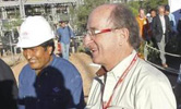 Evo Morales y Antonio Brufau el 1 de mayo de 2012.