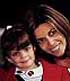 En 1988, Christina Onassis, la pobre nia rica, muere a los 38, en la foto con su hija Athina.