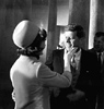 Jackie saluda cariosamente a su marido en una imagen de 1961