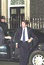 Jos M Aznar a su llegada a Downing Street