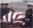 Estados Unidos, entierra a su primera vctima en Afganistn.