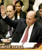 El embajador de EEUU en la ONU, John Negroponte, vota la resolucin